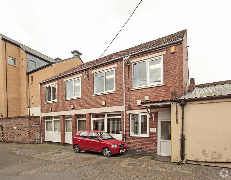 Walmgate, York for lease - Primary Photo - Image 1 of 3