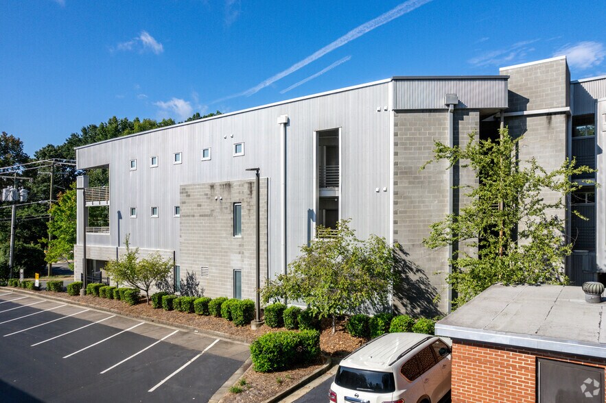 1600 Fulton Ave, Charlotte, NC à vendre - Photo du bâtiment - Image 3 de 6