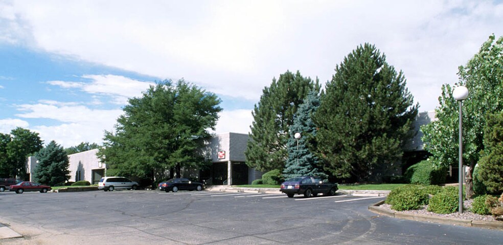 7700 E Iliff Ave, Denver, CO à louer - Photo du bâtiment - Image 2 de 2