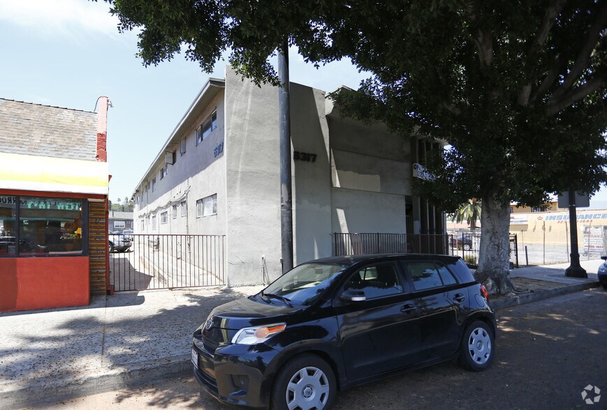 5317 N Figueroa St, Los Angeles, CA à louer - Photo du bâtiment - Image 3 de 3