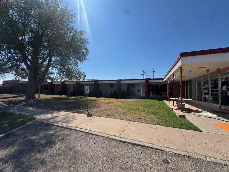 315 W Washington Ave, Artesia, NM for sale - Building Photo - Image 2 of 6