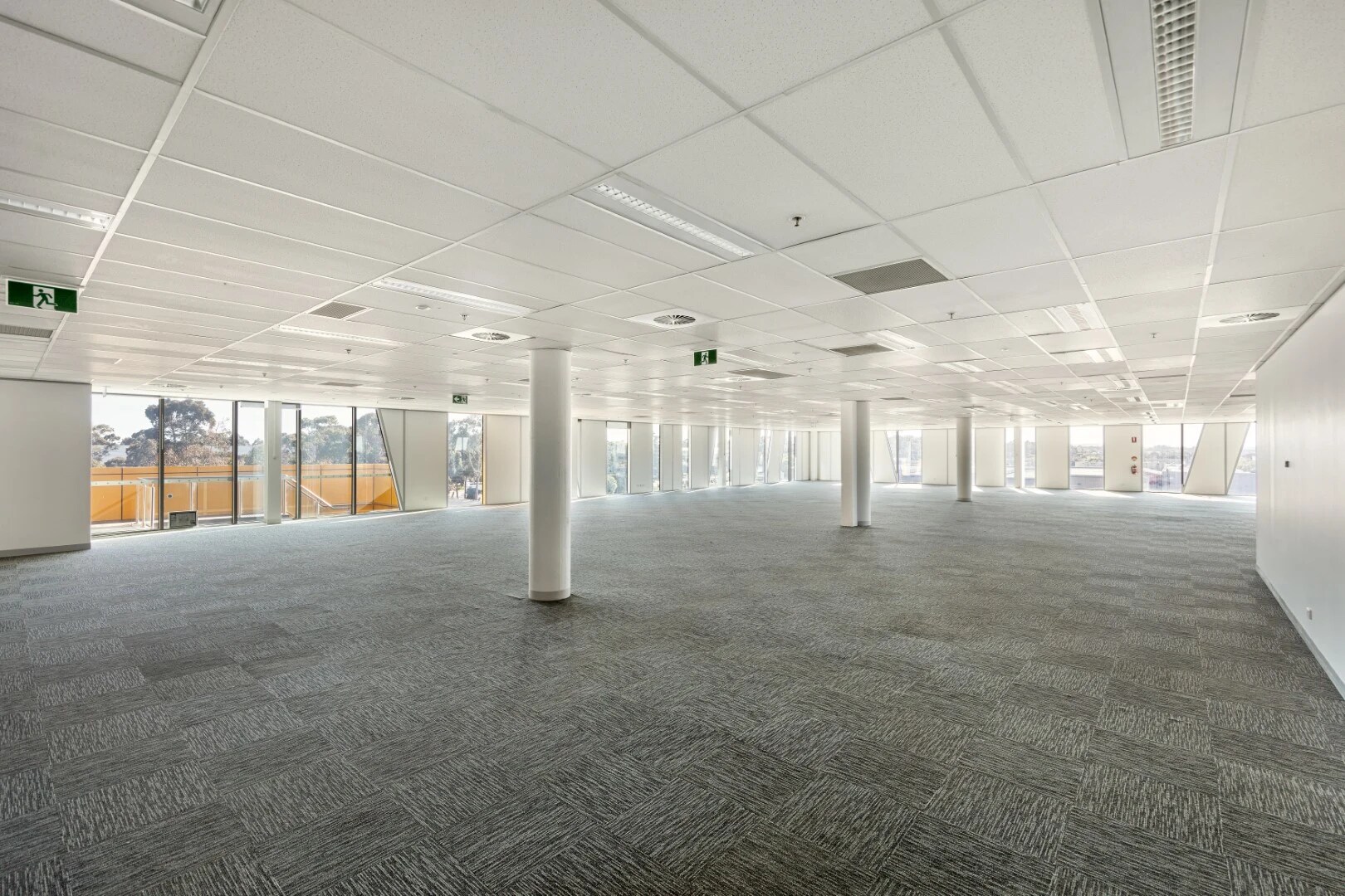 3 Acacia Pl, Notting Hill for lease Interior Photo- Image 1 of 2