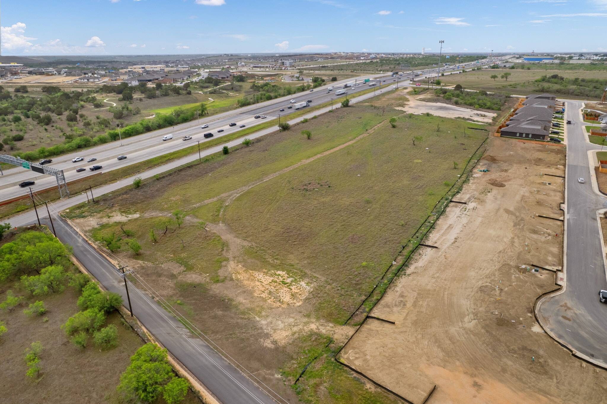 5925 Interstate 35 South Frontage Road, New Braunfels, TX for sale Primary Photo- Image 1 of 2