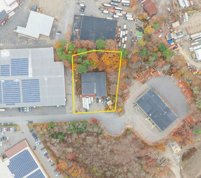 8 Carver Cir, Canton, MA à vendre - Aérien - Image 3 de 9