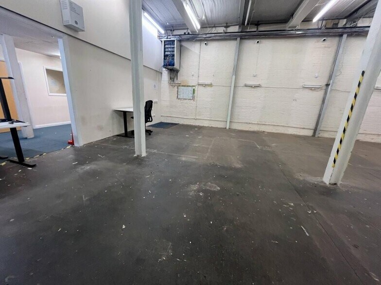 118 Handford Rd, Ipswich à vendre - Photo du bâtiment - Image 2 de 12