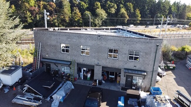 Plus de détails pour 5014 SW 208th St, Lynnwood, WA - Industriel à louer