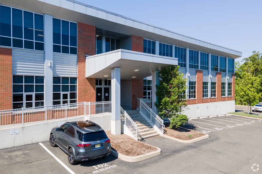180 Sylvan Ave, Englewood Cliffs, NJ à louer - Photo du bâtiment - Image 3 de 4