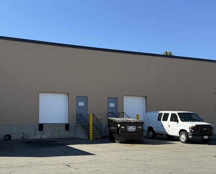 100 Business Park Dr, Tyngsborough, MA for lease - Building Photo - Image 2 of 10