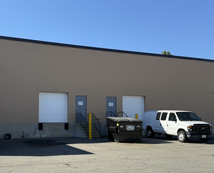 100 Business Park Dr, Tyngsborough, MA à louer - Photo du bâtiment - Image 2 de 10