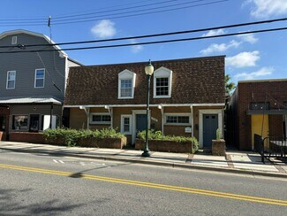 Plus de détails pour 5006 Berwyn Rd, College Park, MD - Bureau à vendre