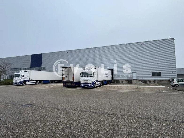 5 Boulevard Vos, Mions for lease - Building Photo - Image 1 of 30