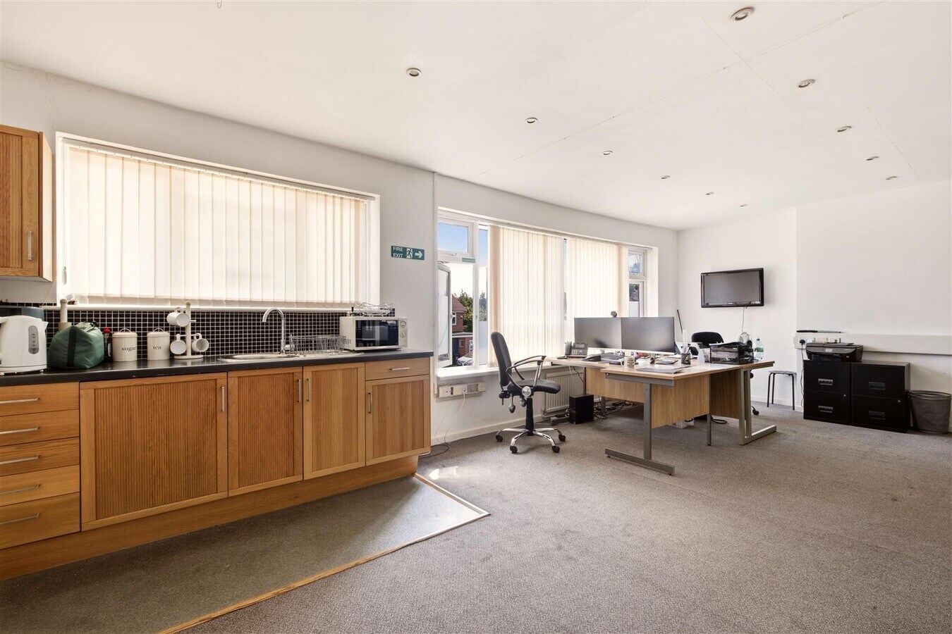 50-60 Rosemead Dr, Oadby, LEC LE2 5SF - Unit 58A - - Interior Photo - Image 2 of 11