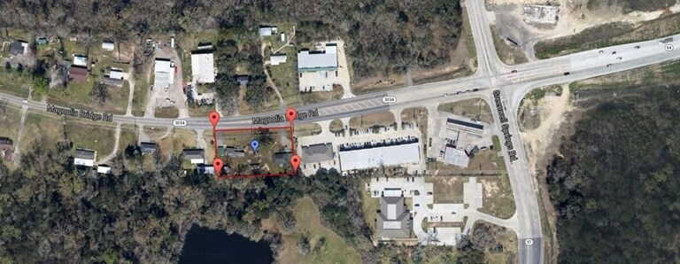 18448 Magnolia Bridge Rd, Greenwell Springs, LA à louer Photo du bâtiment- Image 1 de 2