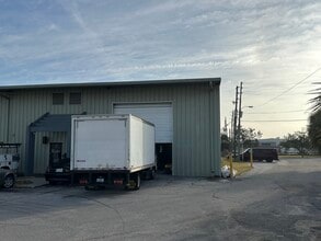 12890 Automobile Blvd, Clearwater, FL for lease Interior Photo- Image 1 of 9