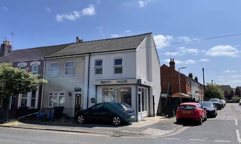 155 Seymour Rd, Gloucester à louer Photo principale- Image 1 de 3