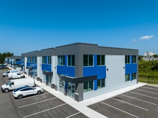 Plus de détails pour 395 Anchor Rd, Hamilton, ON - Industriel à vendre