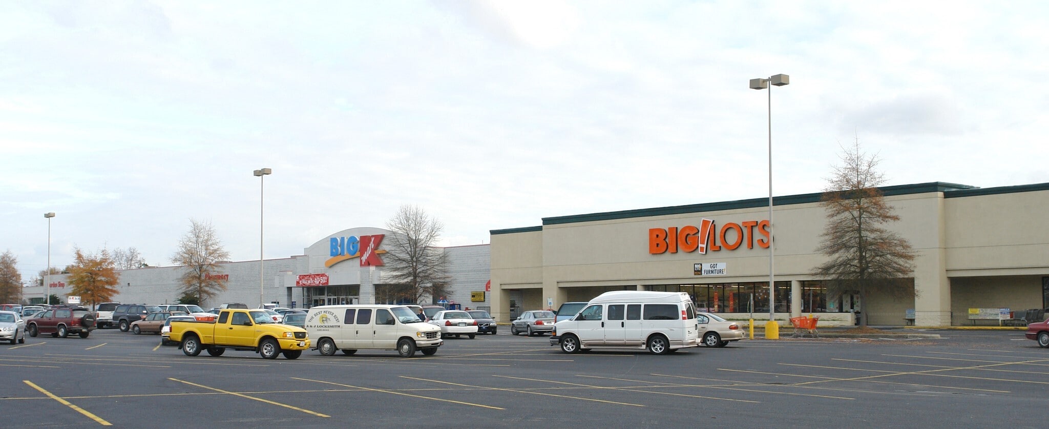 2209-2235 W DeKalb St, Camden, SC for lease Building Photo- Image 1 of 5