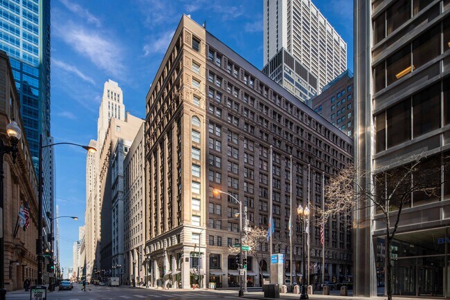 More details for 122 W Monroe St, Chicago, IL - Retail for Lease
