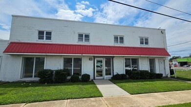 5910 S Crescent Blvd, Pennsauken, NJ for lease Interior Photo- Image 1 of 1