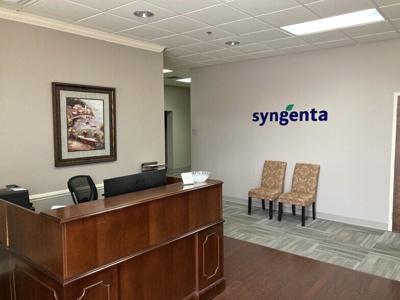 3760 Business Park, Germantown, TN à vendre - Photo du bâtiment - Image 2 de 9