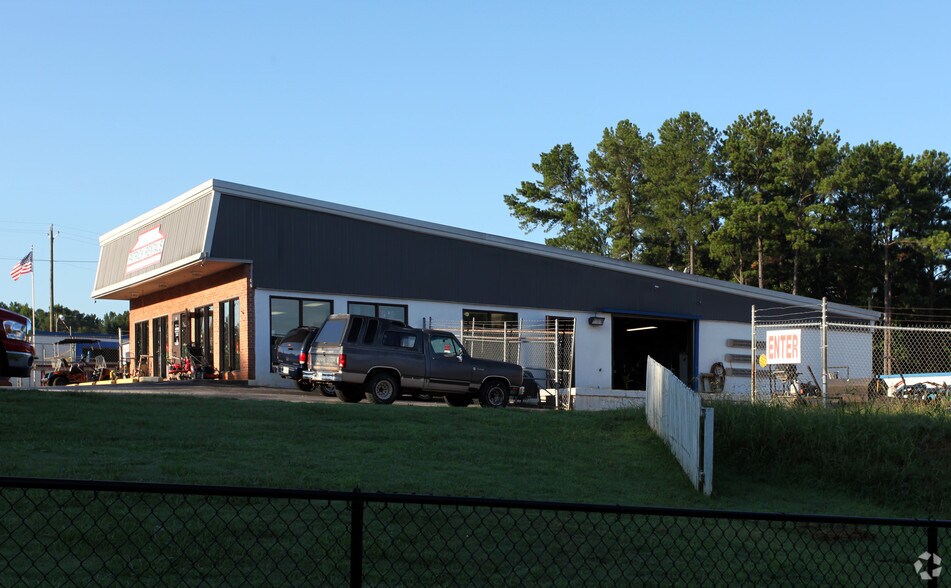 115 McDonough Pky, McDonough, GA à vendre - Photo du bâtiment - Image 2 de 3