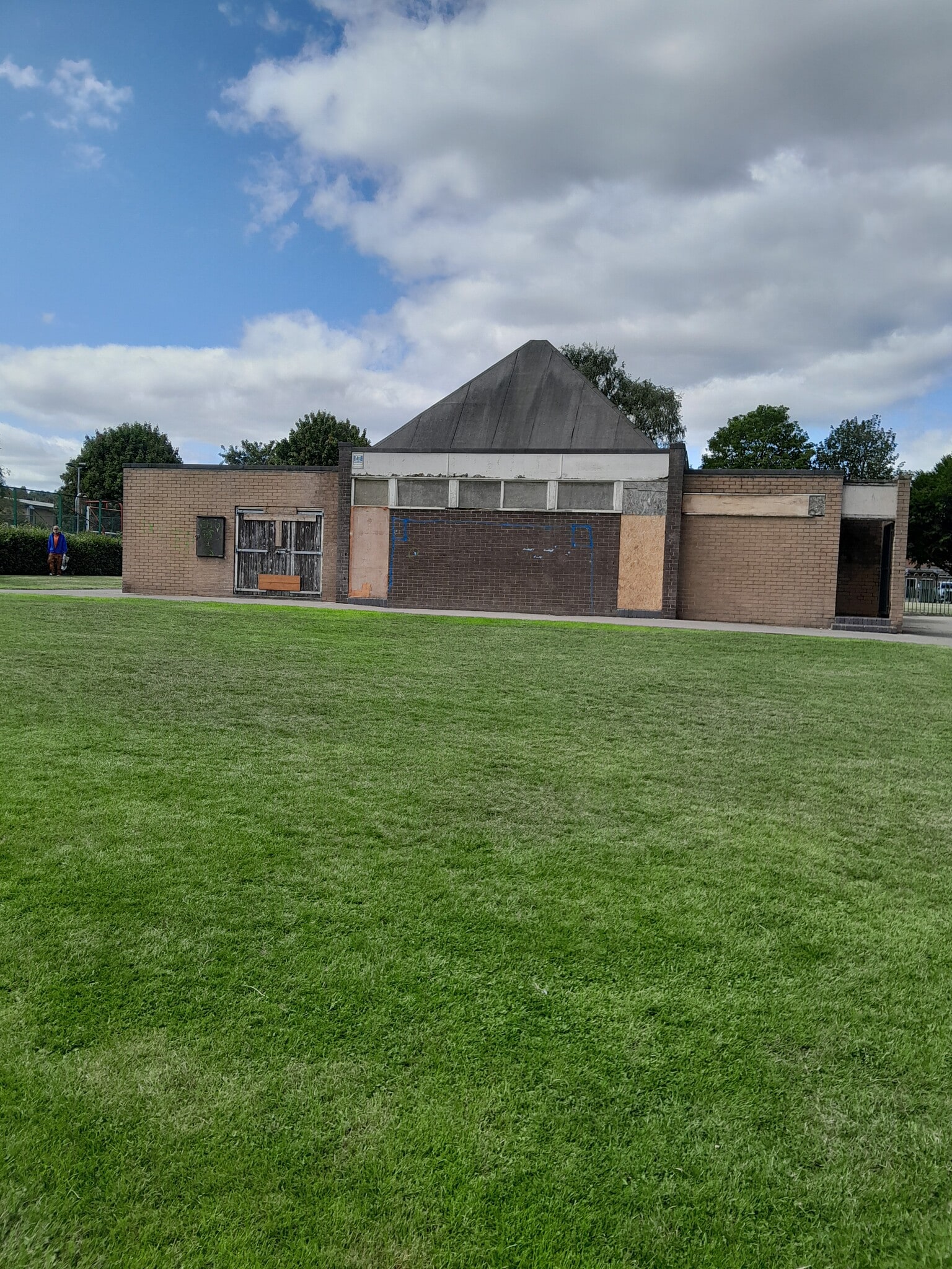 Crown Street Crown Street, Newcastle Under Lyme for lease Primary Photo- Image 1 of 5