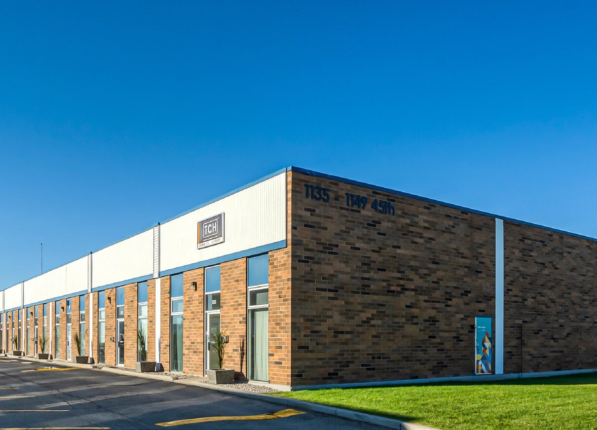 1135-1149 45th Ave NE, Calgary, AB for lease Building Photo- Image 1 of 3