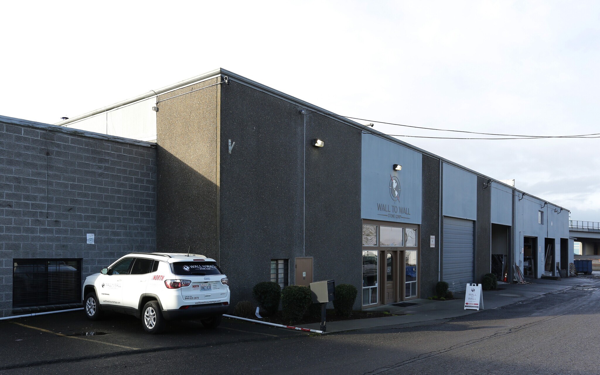 1305 W 17th St, Vancouver, WA for lease Building Photo- Image 1 of 6