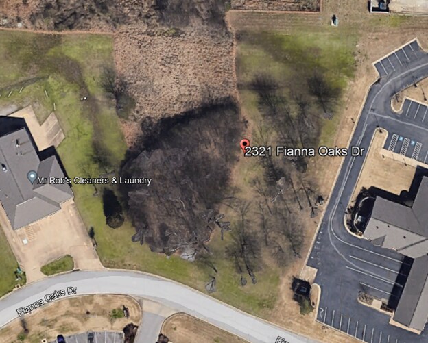2321 Fianna Oaks Dr, Fort Smith, AR à vendre - Photo du bâtiment - Image 3 de 3