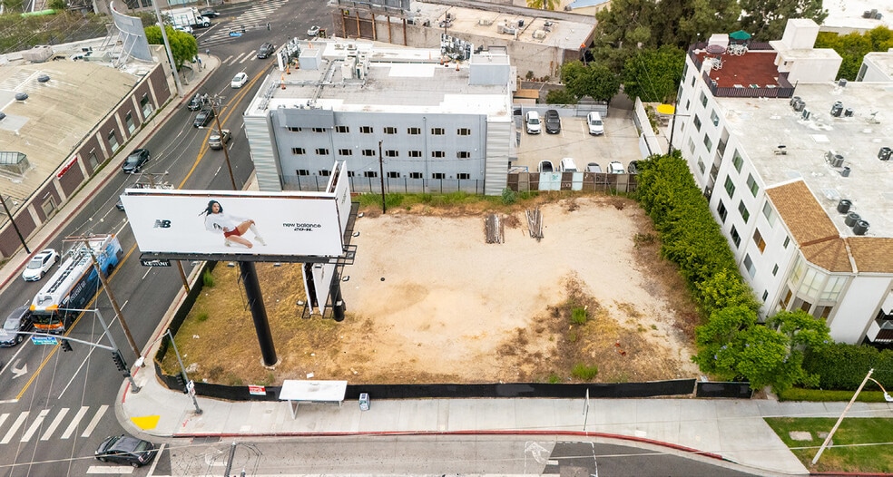 8500 Holloway Dr, West Hollywood, CA for sale - Building Photo - Image 3 of 9