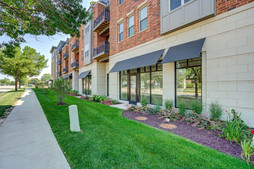 501 W Verona Ave, Verona, WI à louer - Photo du bâtiment - Image 2 de 7