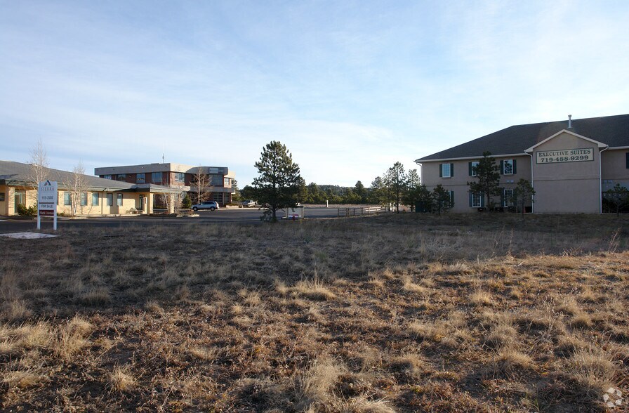 1848 & 1856 Woodmoor Dr, Monument, CO for sale - Building Photo - Image 1 of 3