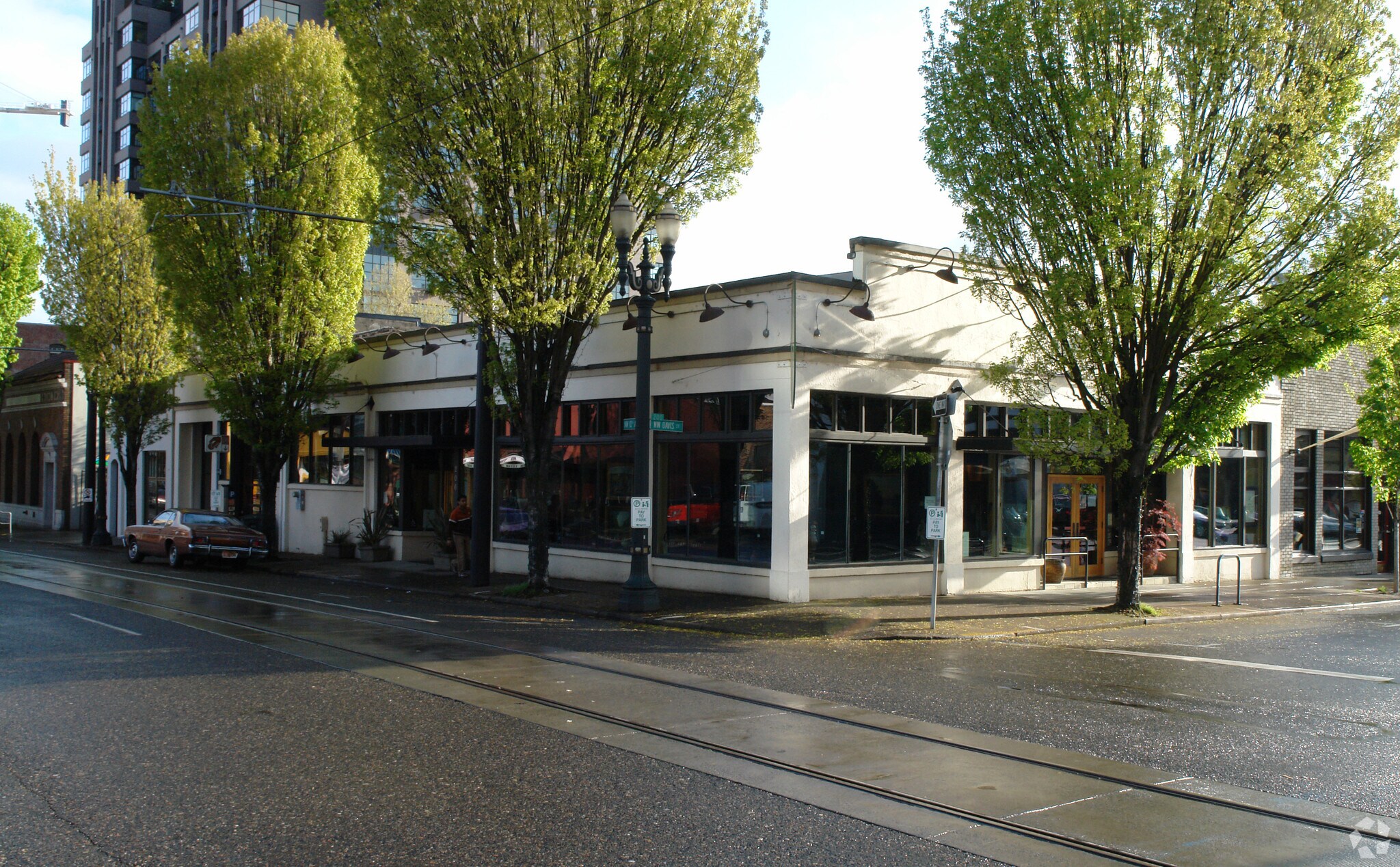 206 NW Tenth Ave, Portland, OR à louer Photo du bâtiment- Image 1 de 4