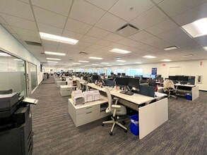 3320 NW 67th Ave, Miami, FL for lease Interior Photo- Image 2 of 6