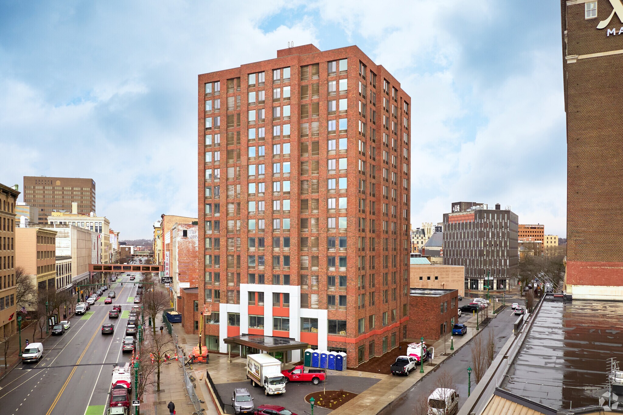 111 E Onondaga St, Syracuse, NY à louer Aérien- Image 1 de 5