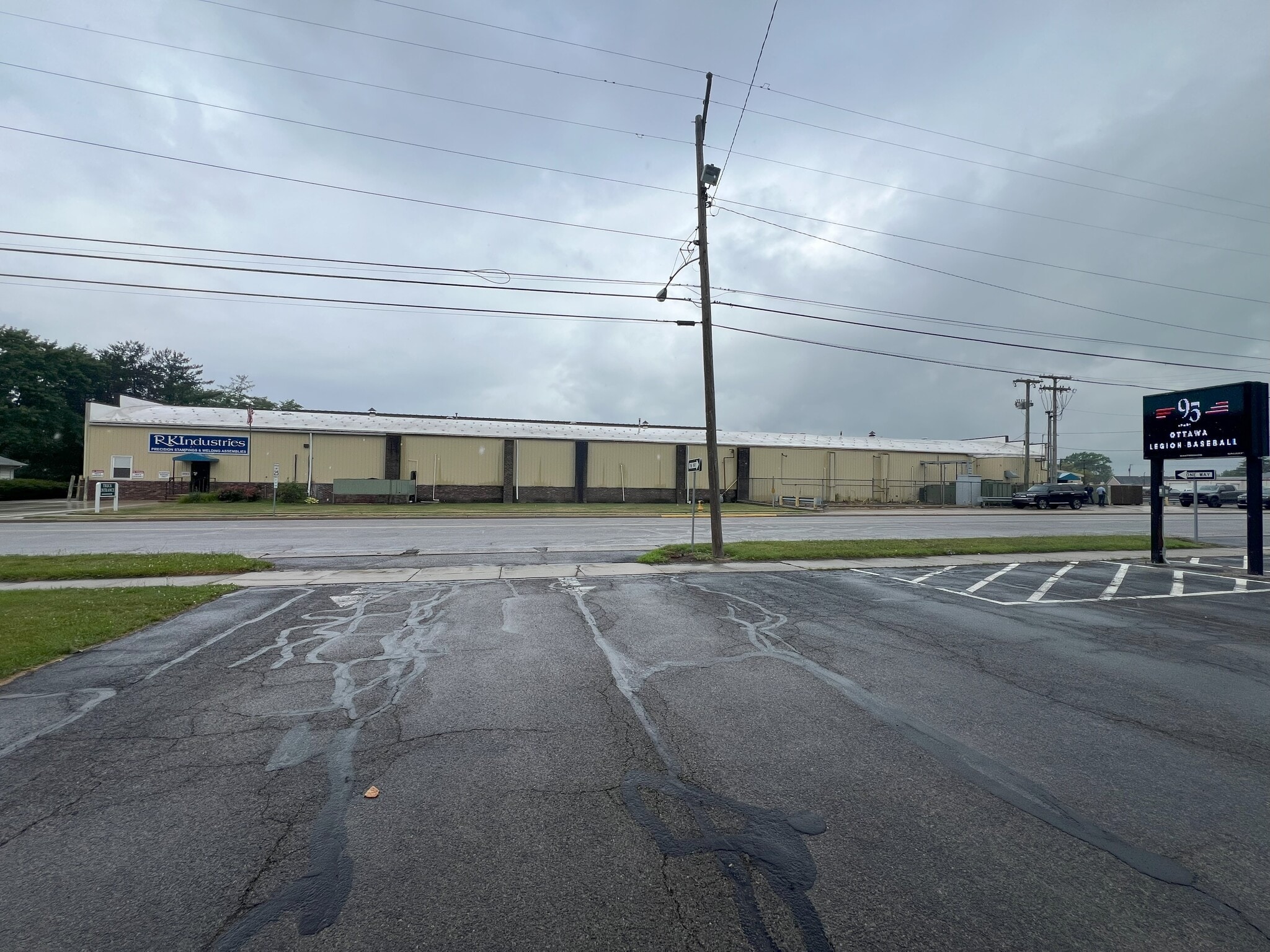 725 N Locust St, Ottawa, OH for lease Building Photo- Image 1 of 11