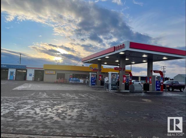 5426 55 St, Cold Lake, AB for sale Primary Photo- Image 1 of 1