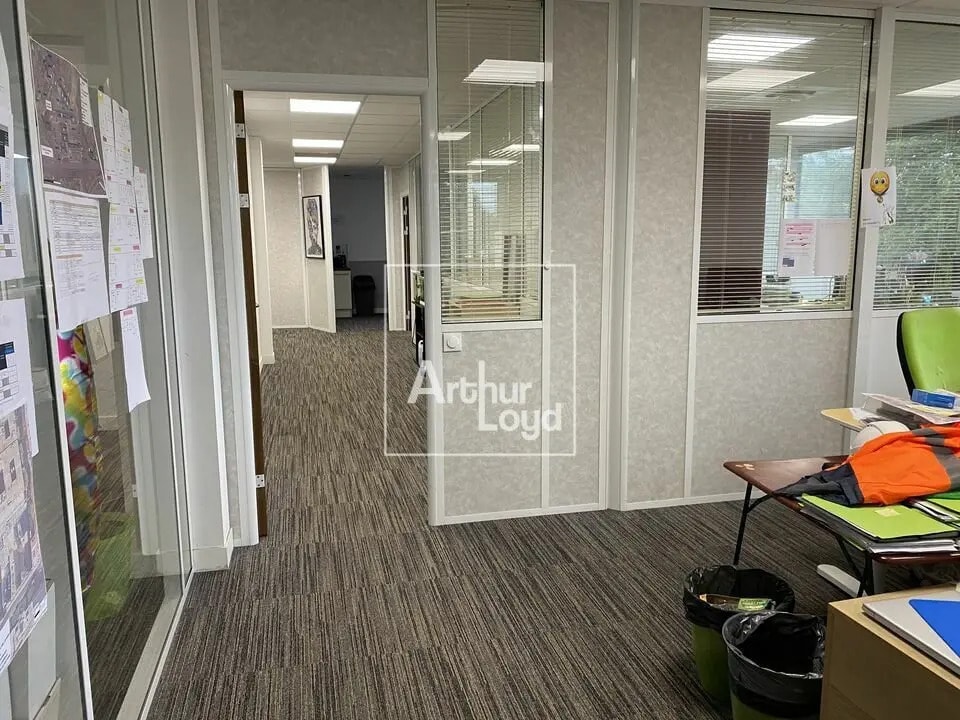 Bureau dans Grigny à louer Photo intérieure- Image 1 de 6