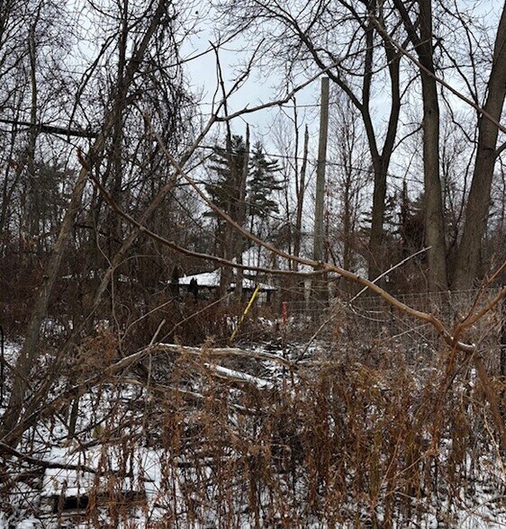 2868-2870 Bovaird Dr W portefeuille de 2 propriétés à vendre sur LoopNet.ca - Photo du bâtiment - Image 2 de 9