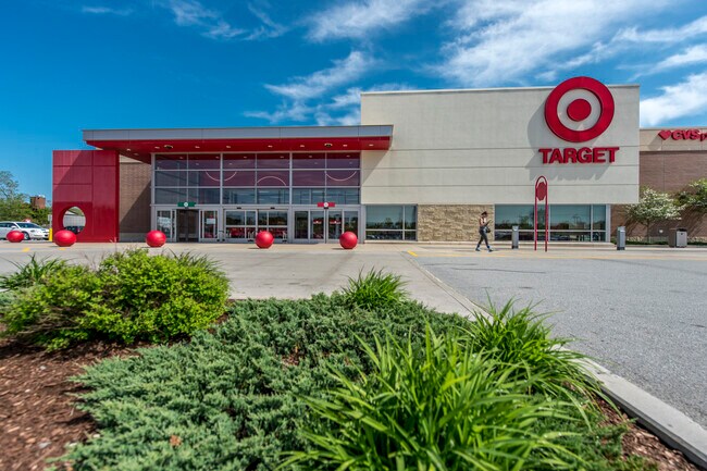 Plus de détails pour 573 GAR Hwy, Swansea, MA - Commerce de détail à louer