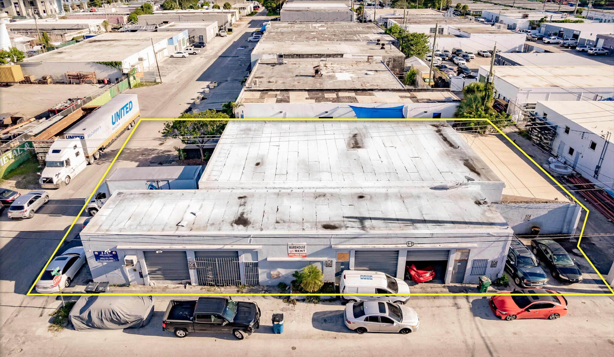 745 NW 7th Ter, Fort Lauderdale, FL à vendre Photo du bâtiment- Image 1 de 1