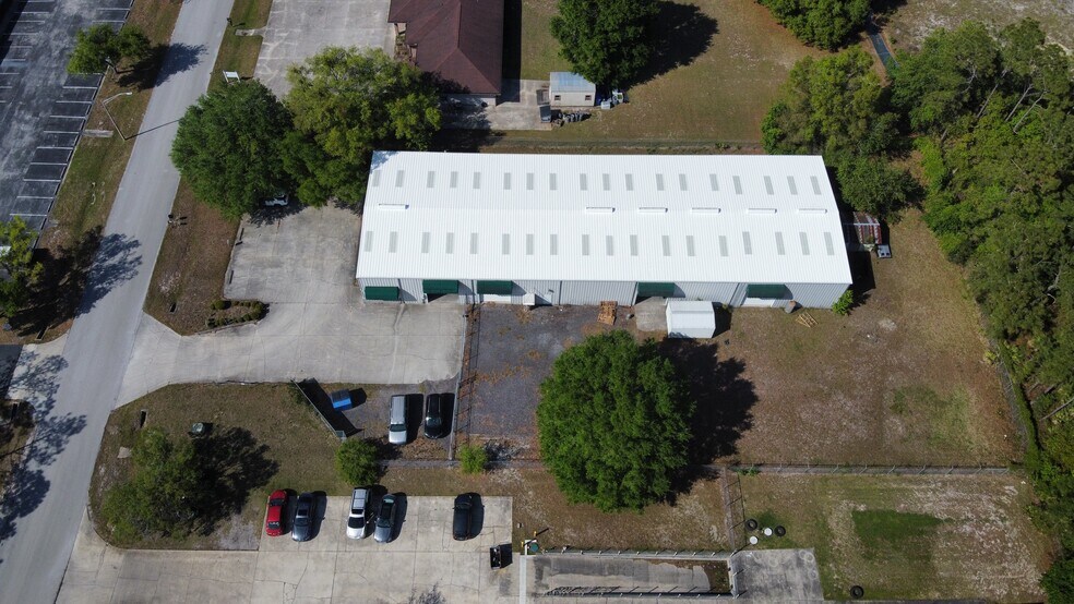 11331 Distribution Ave E, Jacksonville, FL à vendre - Photo du bâtiment - Image 3 de 12