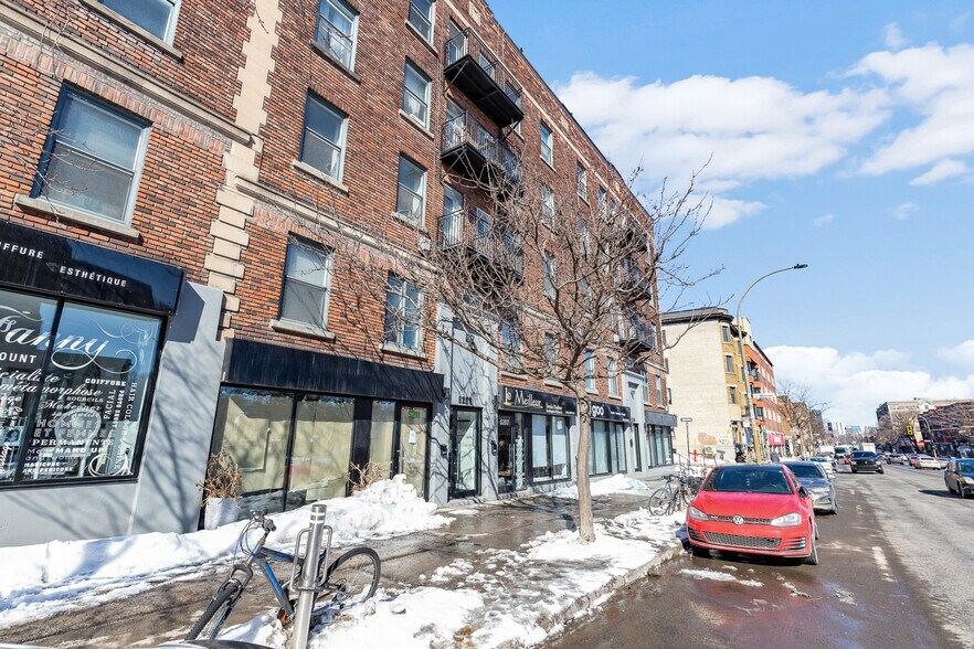 5219-5227 Rue Sherbrooke O, Montréal, QC à louer - Photo principale - Image 2 de 3