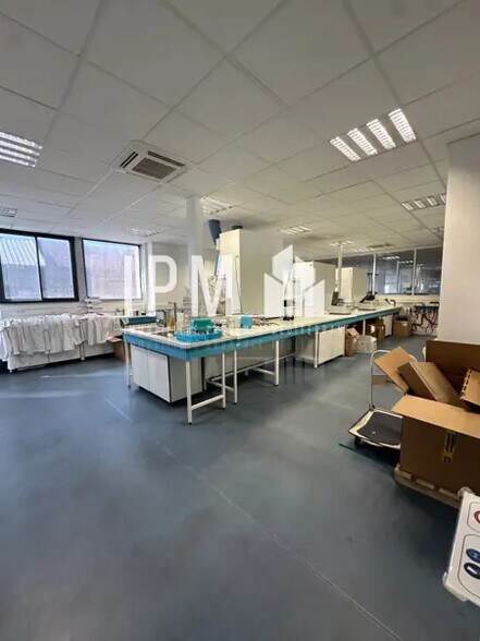 Bureau dans Marseille à louer - Photo intérieure - Image 2 de 7