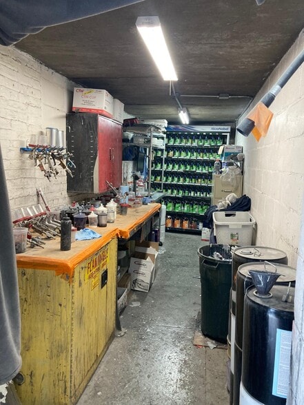 875 Broadway, Newark, NJ for lease - Building Photo - Image 2 of 10