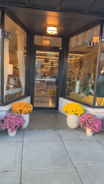 3336 E Ridge Rd, Lansing, IL à louer - Vidéo sur l’inscription commerciale - Image 2 de 15