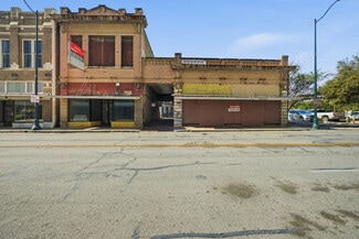 Plus de détails pour 111-113 N Flores St, San Antonio, TX - Commerce de détail à vendre