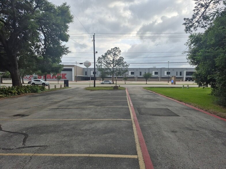 17934 Kuykendahl Rd, Spring, TX for sale - Building Photo - Image 3 of 4