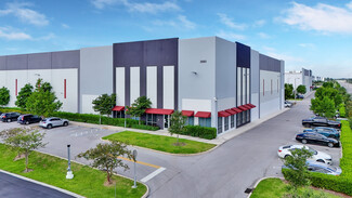 Plus de détails pour 3880 W 104th St, Hialeah, FL - Industriel à louer