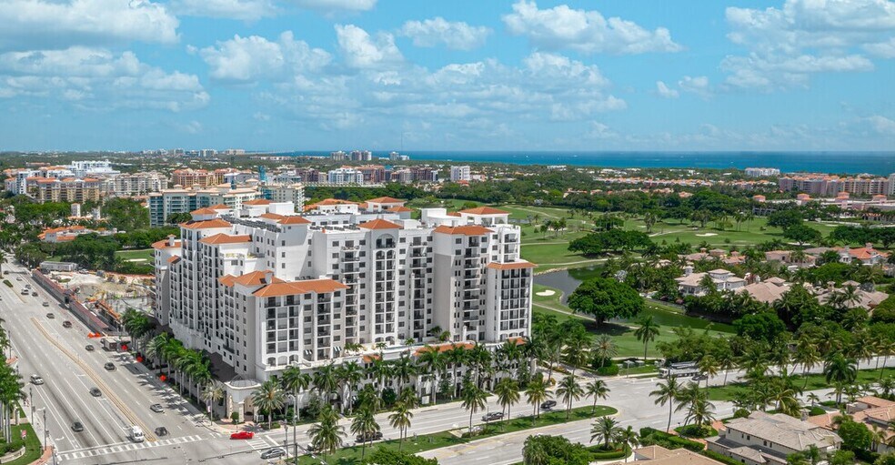 101 E Camino Real, Boca Raton, FL à louer - Photo du bâtiment - Image 2 de 11